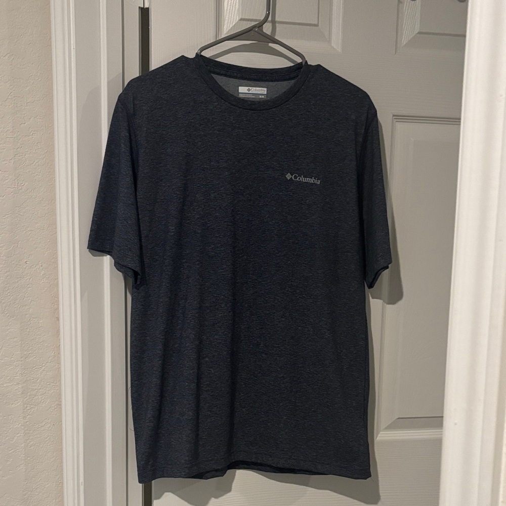 Columbia Men's Navy Blue Short Sleeve Tee
